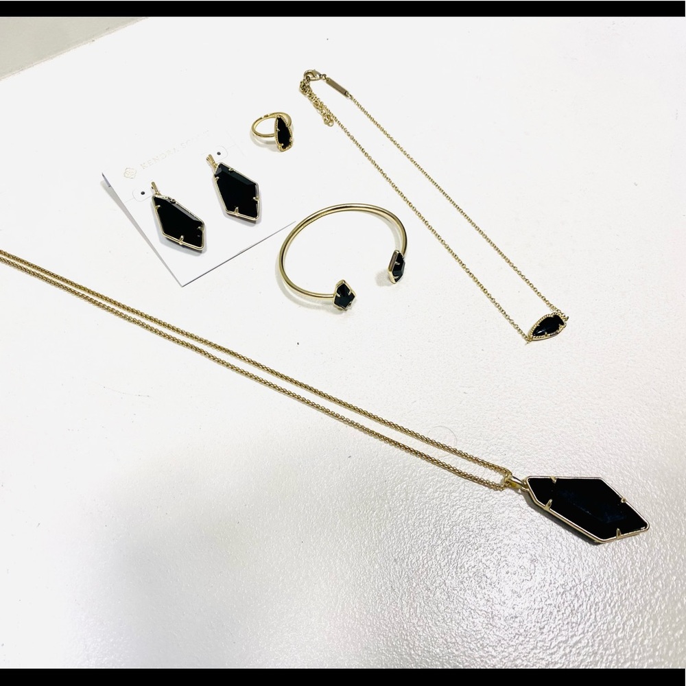 Kendra Scott bundle!!! Black and gold mix!!
